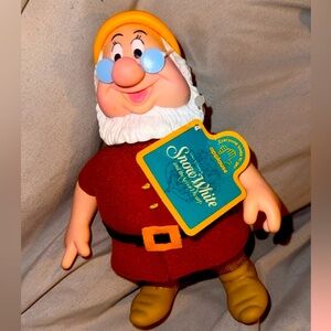 Snow White Doc seven dwarfs 6” vintage plush by applause with tags